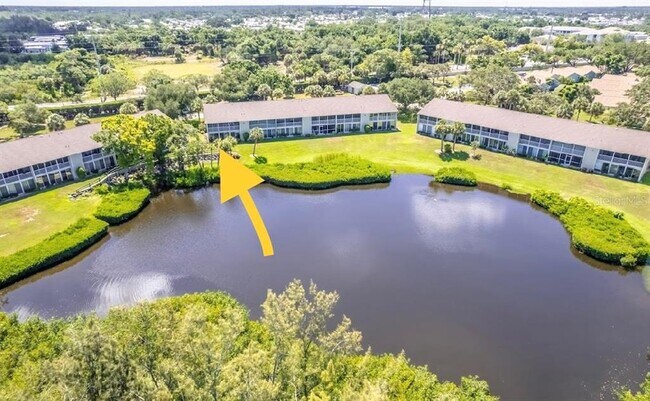 Building Photo - 821 Waterside Dr