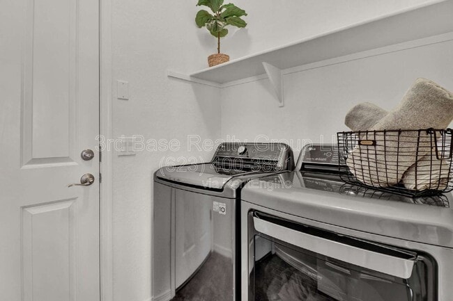 Building Photo - 20465 W Ridge Rd