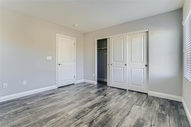 Building Photo - 9601 Abbey Pond Ave