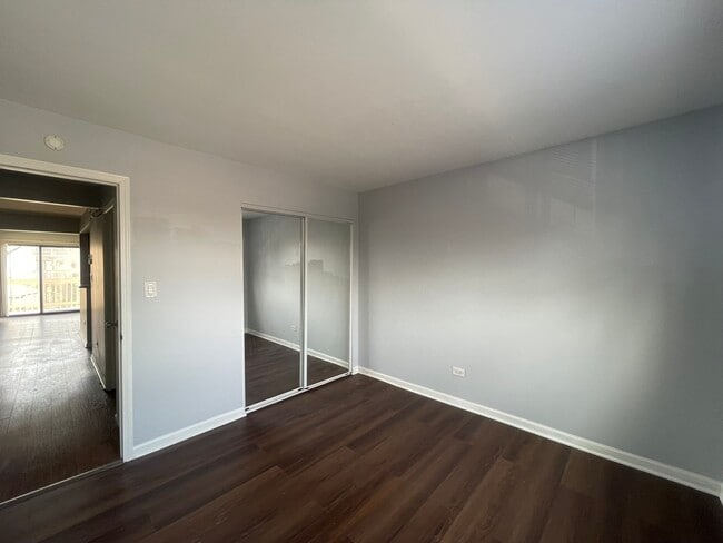 Building Photo - 444 Osage Ln