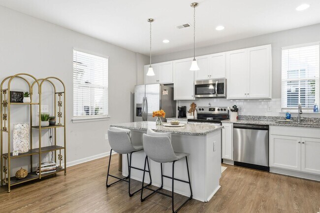Building Photo - The Cottages at St James Square