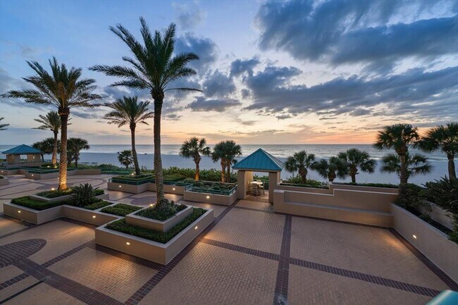 Building Photo - 1560 Gulf Blvd