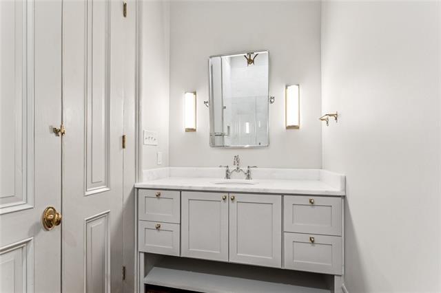 Building Photo - 632 Esplanade Ave