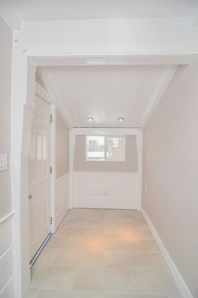 Building Photo - 27 Fenway Dr