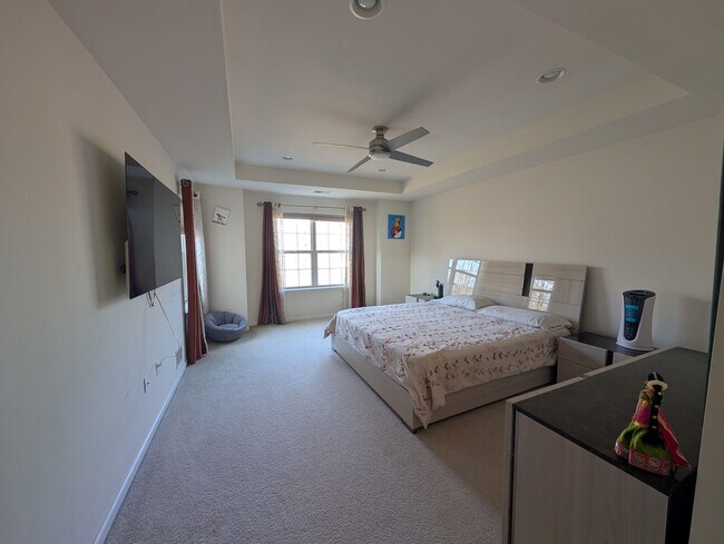 Building Photo - 60 Andrews Way