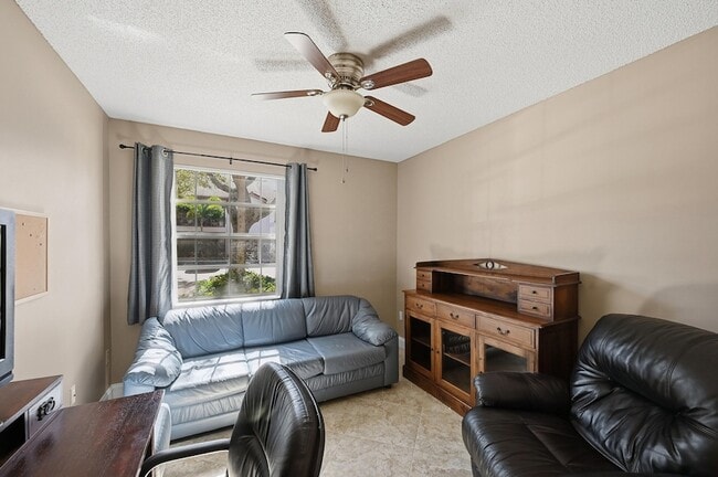 Building Photo - 5187 Europa Dr