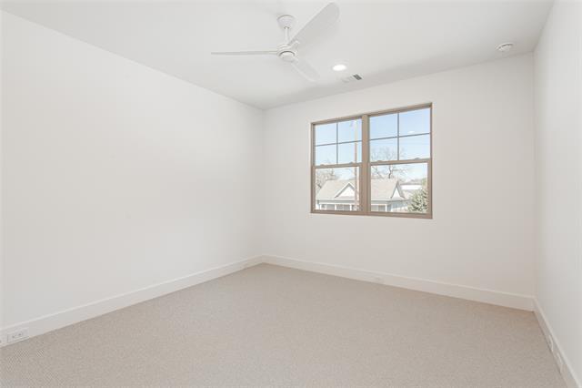 Building Photo - 1107 Mt Auburn Ave