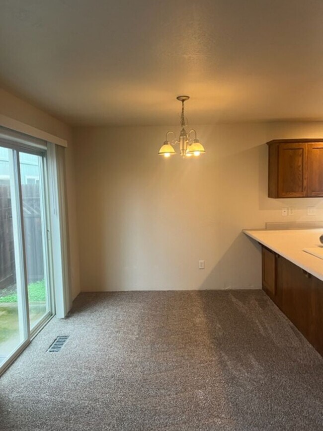 Building Photo - 1297 Clearsprings Dr