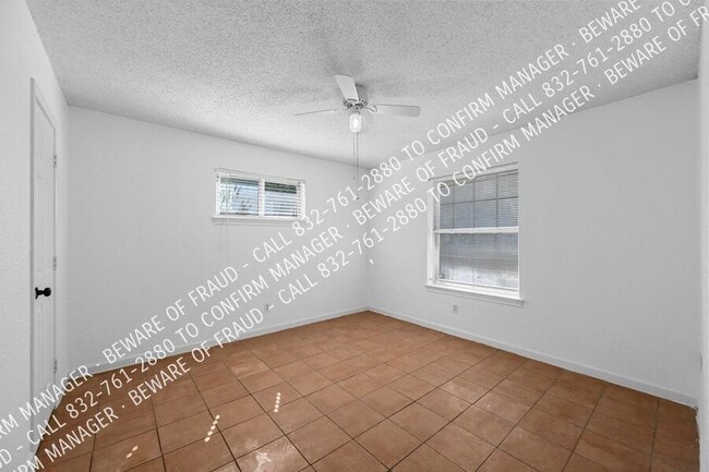 Building Photo - 2346 February Ln