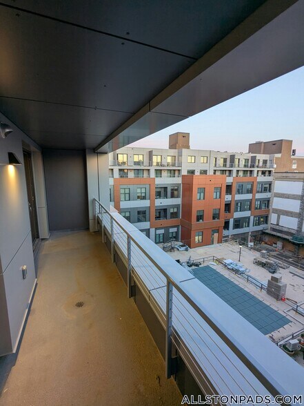 Building Photo - 1079 Commonwealth Ave