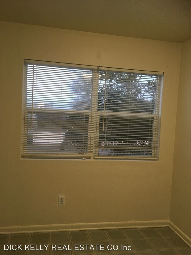 Building Photo - 1847 E Ocean View Ave