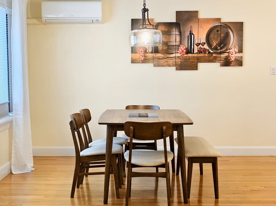 Building Photo - 760 Lynn Fells Pky