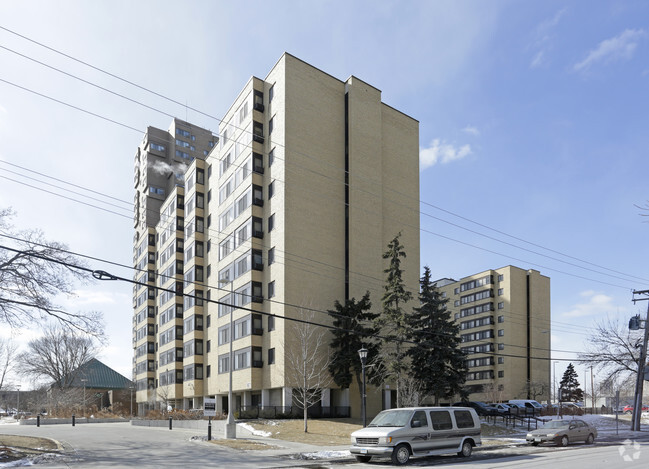 Primary Photo - Cedar High Apartments