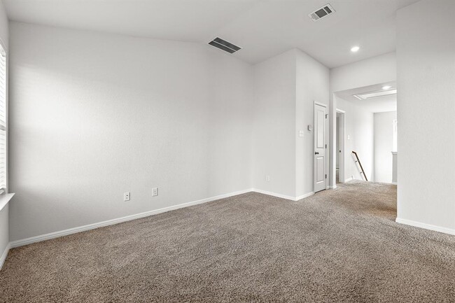 Building Photo - 11516 Maple Leaf Way