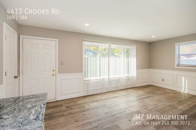 Building Photo - COMPLETELY UPDATED RANCH STYLE PRIVATE ENT...