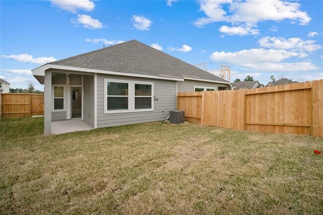 Building Photo - 623 Silver Pear Ct