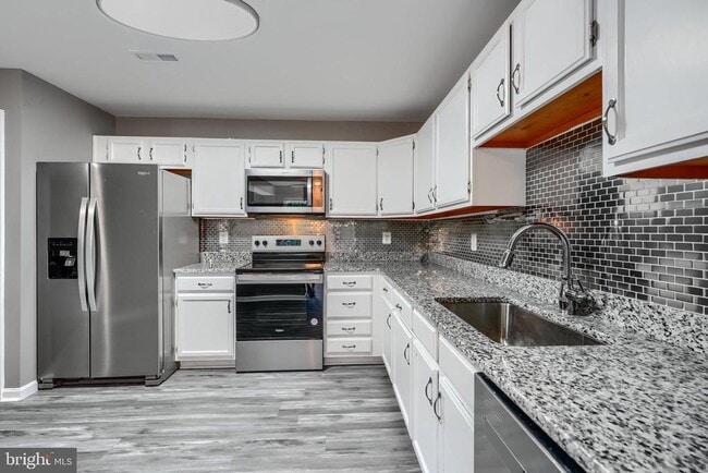 Building Photo - 4204 Red Ridge Way