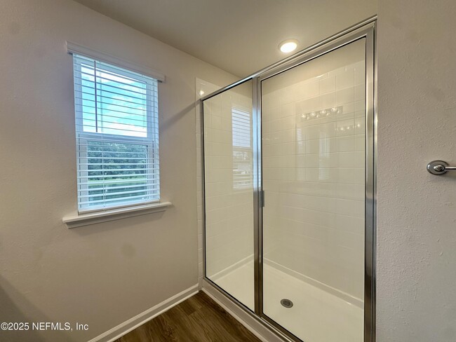 Building Photo - 1375 High Falls Dr