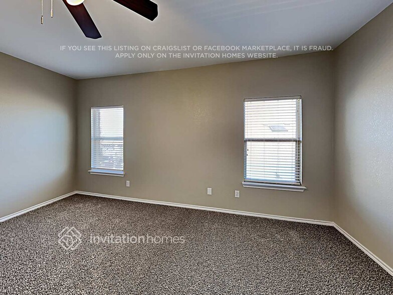 Building Photo - 2222 Whitney Dr