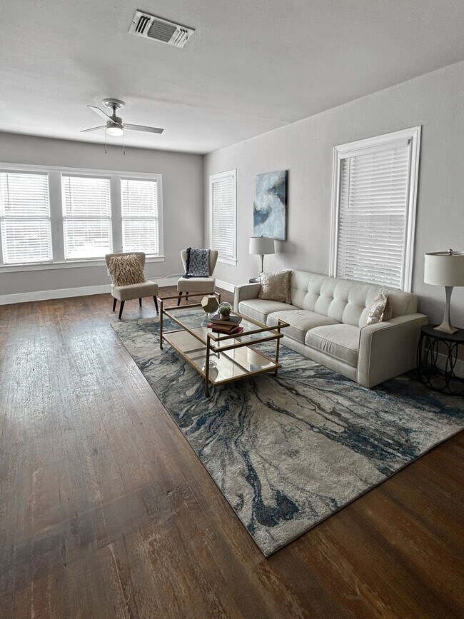 Building Photo - One Story Dream