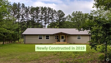 Building Photo - 6423 Coon Creek Rd