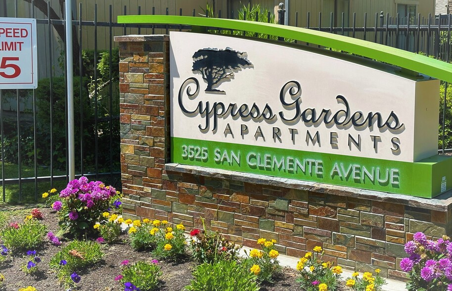 Primary Photo - CYPRESS GARDEN APARTMENTS