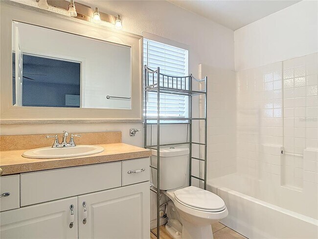 Building Photo - 1254 Briarwood Ave