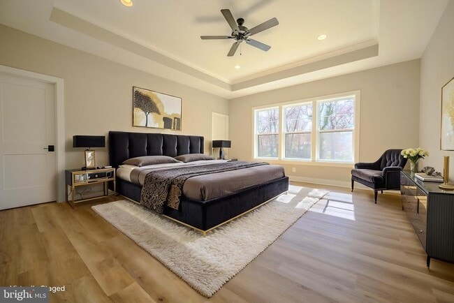 Building Photo - 2424 Carey Ln