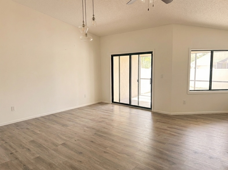 Living Room - 10821 Paso Fino Dr