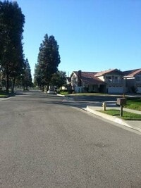 Building Photo - 16416 Redwood Dr