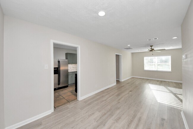 Building Photo - 2919 Elser St