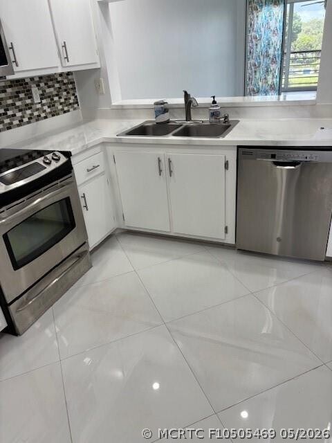 Building Photo - 1811 Sabal Palm Dr