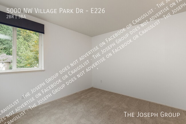 Building Photo - 5000 NW Village Park Dr