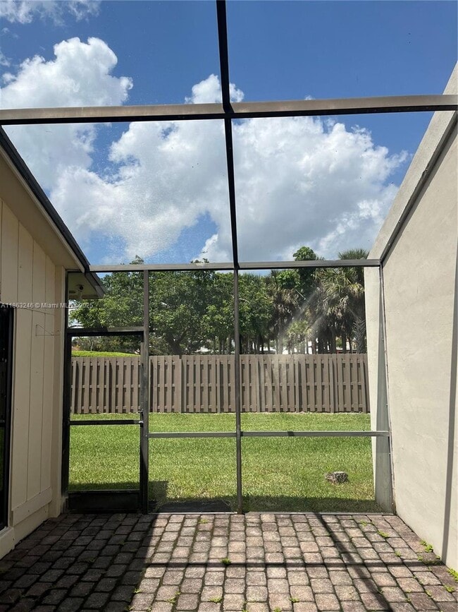 Building Photo - 11777 SW 108th Ln
