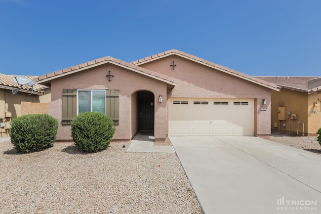 Primary Photo - 1502 E Mayfield Dr
