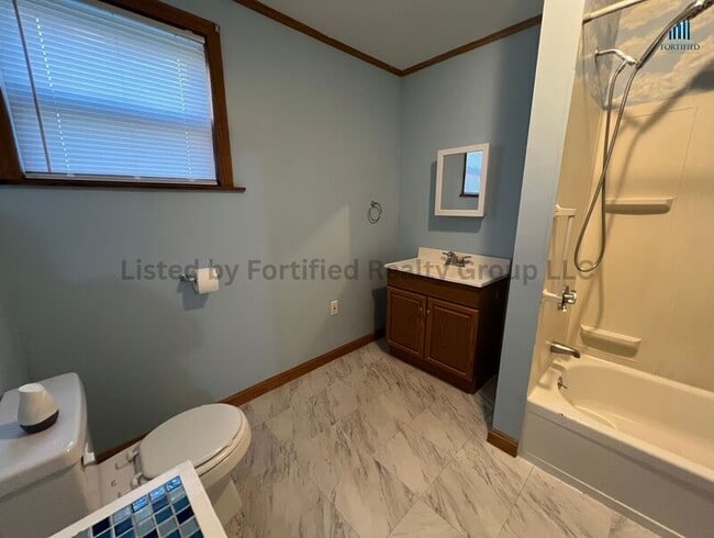 Building Photo - 254 Robeson St