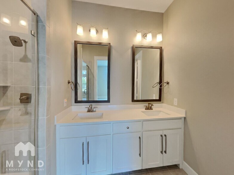 Building Photo - 1278 Ocean Breeze Dr