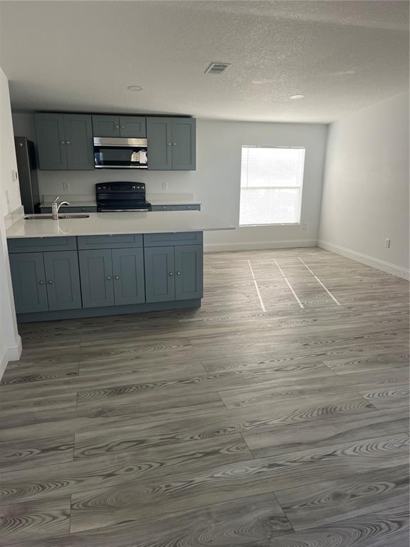 Building Photo - 17300 Shady Hills Rd