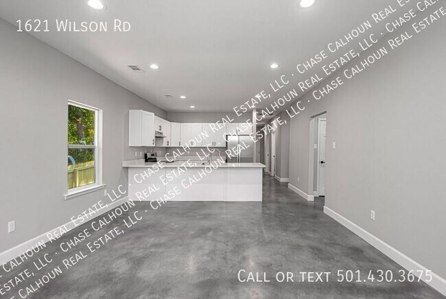 Building Photo - 1621 Wilson Rd