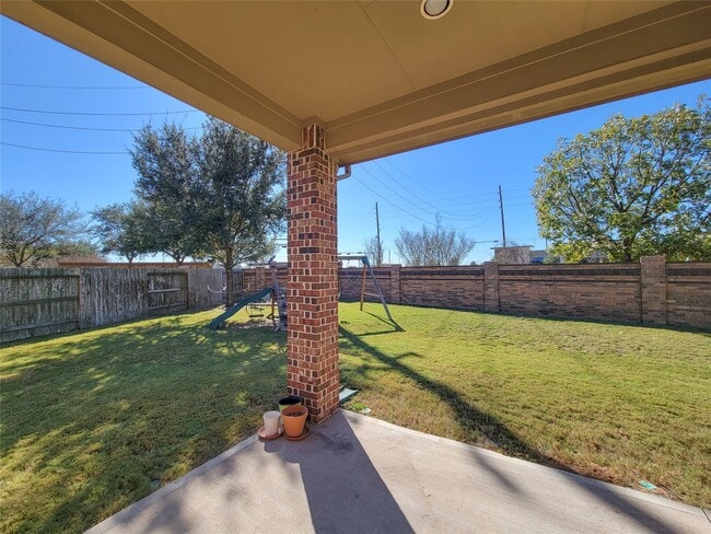 Building Photo - 2822 Ember Pass Ln