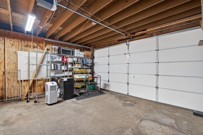Building Photo - The Ultimate Gig Harbor Retreat!