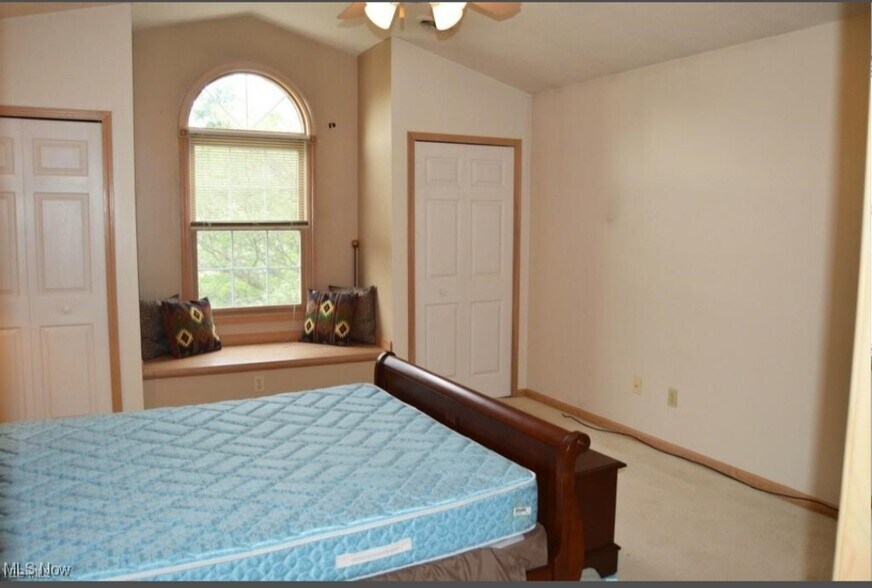 Building Photo - 16548 Sunwood Oval