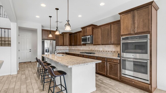 Building Photo - 31106 N 138th Ave