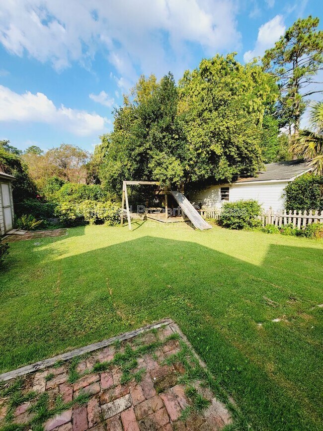 Building Photo - 116 Keaton Ave