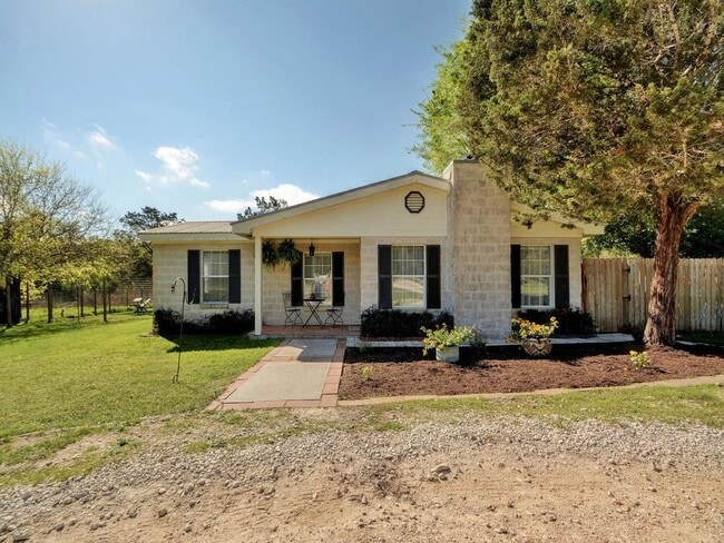 Building Photo - 131 Barton Meadow Dr