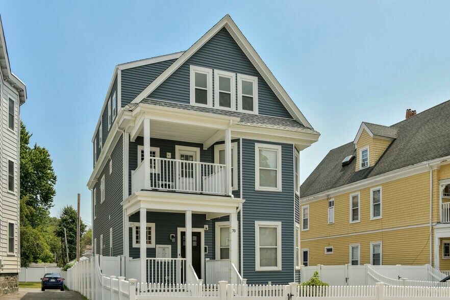 Building Photo - 70 Topliff St