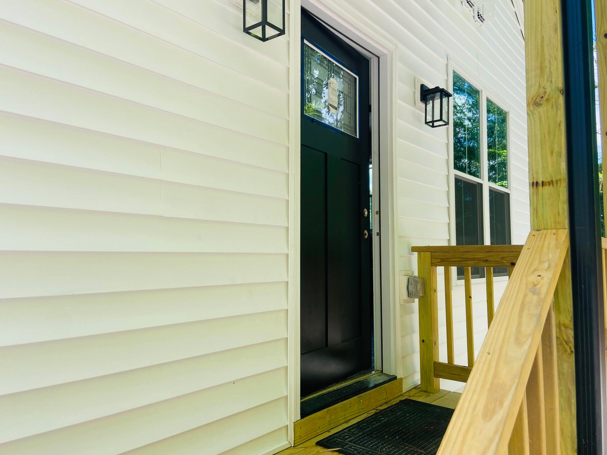 Entry - 900 Adams Rd
