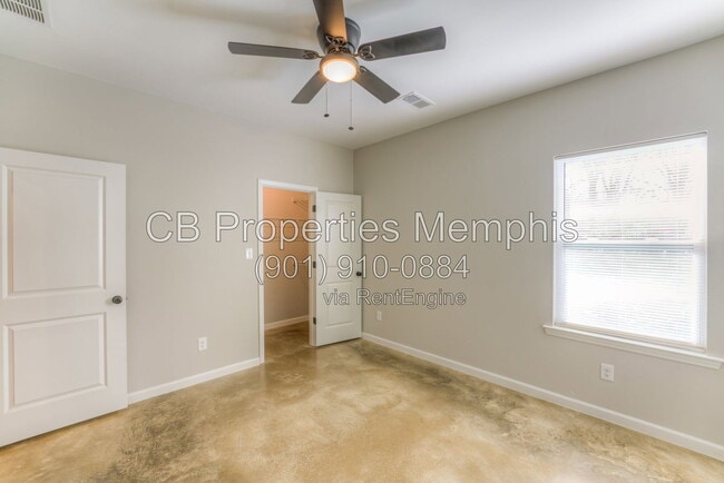 Building Photo - 652 Ayers St