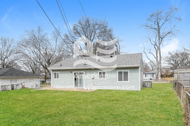 Building Photo - 1136 Northdale Ave