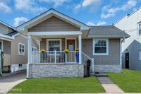 Building Photo - 35 Lipman Pl